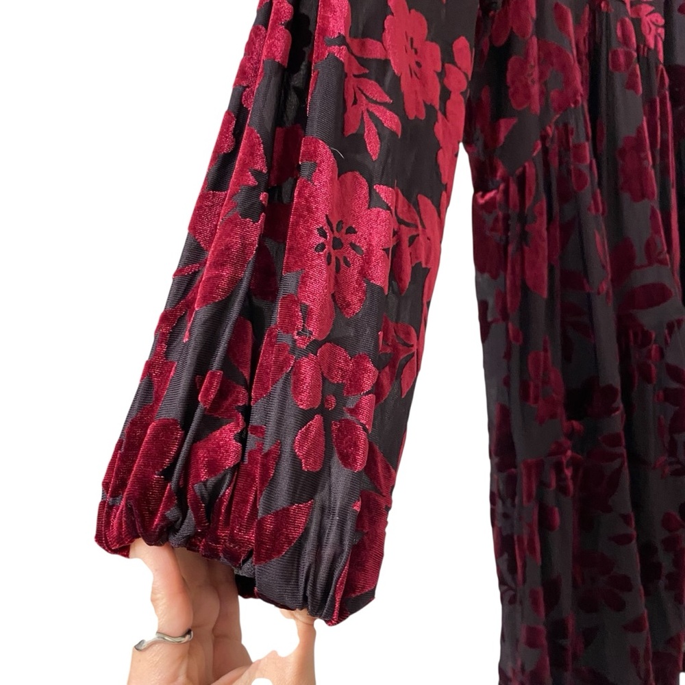 Taylor flocky velvet burnout dark floral bishop sleeve v neck whimsigoth dress 8 - Picture 5 of 12